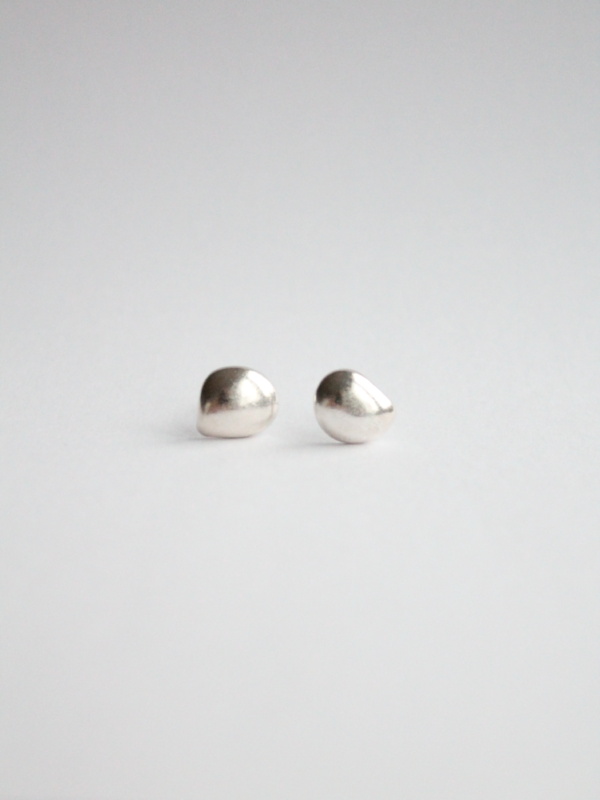 Sweetpebble - medium earrings
